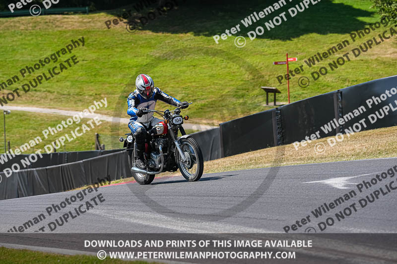 cadwell park;cadwell park photographs;cadwell trackday photographs;enduro digital images;event digital images;eventdigitalimages;peter wileman photography;racing digital images;trackday digital images;trackday photos